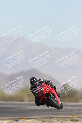 media/Oct-26-2025-Race Pace (Sun) [[c1447ca738]]/Non Verified (1st 20 Minutes of every Hour)/4-Turn 14 (1110am)/